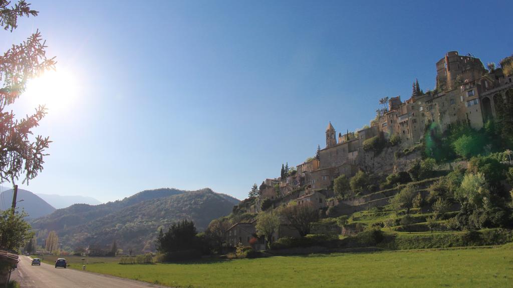 Vvf Drome Provence Hotel Montbrun-les-Bains Kültér fotó