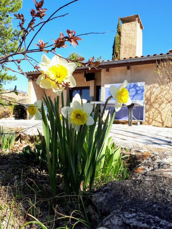 Vvf Drome Provence Hotel Montbrun-les-Bains Kültér fotó